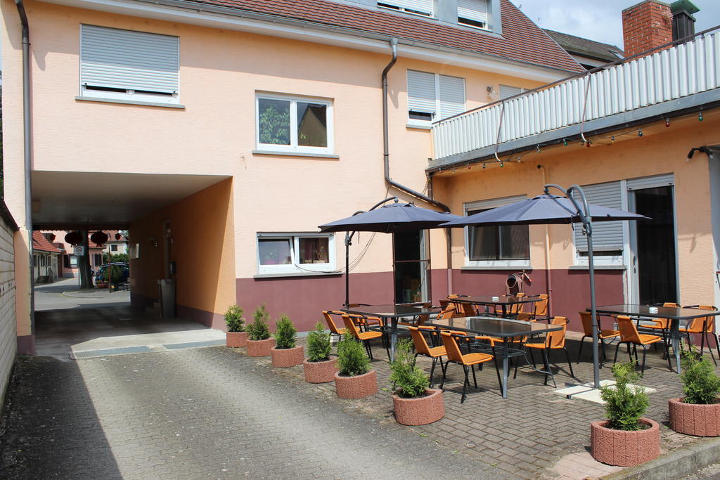 Hotel-Zahringerstube Neuenburg am Rhein Exterior photo